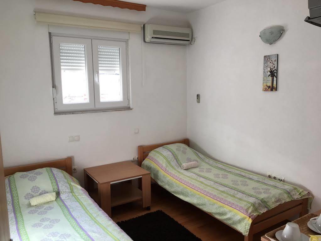 Villa Anja Apartments Μόσταρ Εξωτερικό φωτογραφία