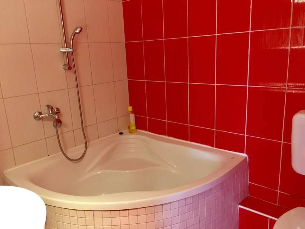 Villa Anja Apartments Μόσταρ Εξωτερικό φωτογραφία